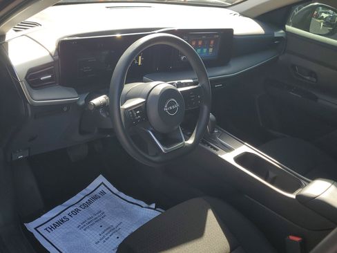 Certified 2025 Nissan Kicks S image 19