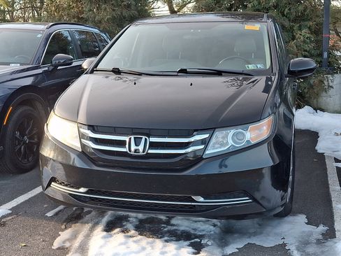 Used 2016 Honda Odyssey SE image 4