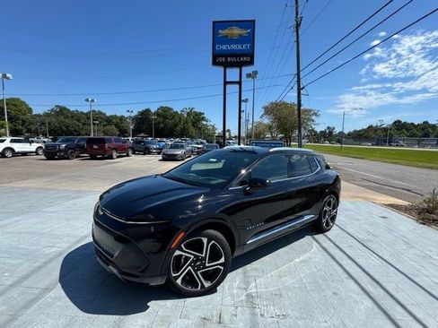 New 2025 Chevrolet Equinox EV LT w/ Convenience Package II FWD image 1