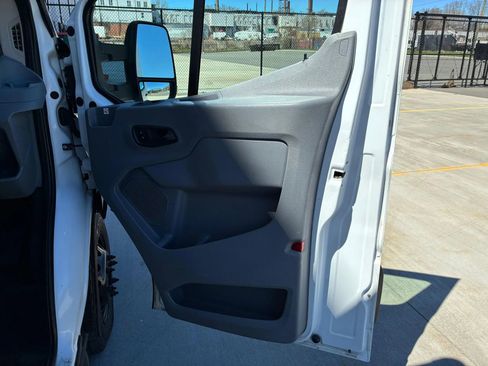 Used 2019 Ford Transit 350 156 DRW RWD image 11