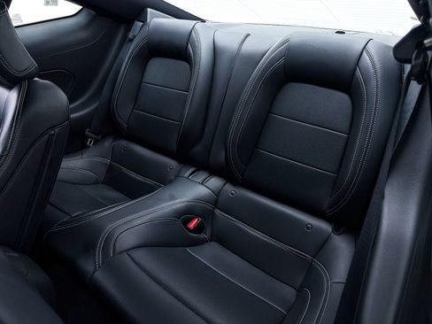 Used 2025 Ford Mustang Premium RWD image 38