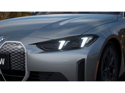 New 2026 BMW i4 eDrive40 image 6