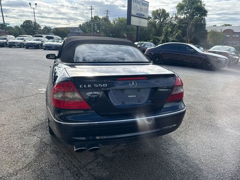 Used 2009 Mercedes-Benz CLK 550 Cabriolet w/ Premium I Pkg image 9