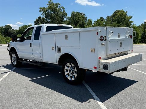 Used 2016 Ford F350 XL AWD/4WD image 3