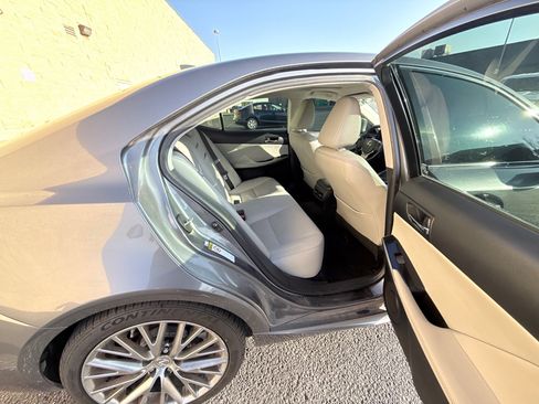 Used 2014 Lexus IS 250 w/ Preferred Accessory Package image 12