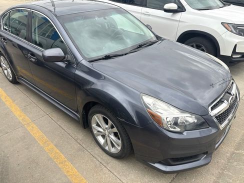 Used 2014 Subaru Legacy 2.5i Premium w/ Moonroof Package AWD/4WD image 2