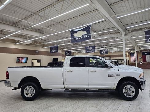 Used 2016 RAM 2500 SLT AWD/4WD image 5