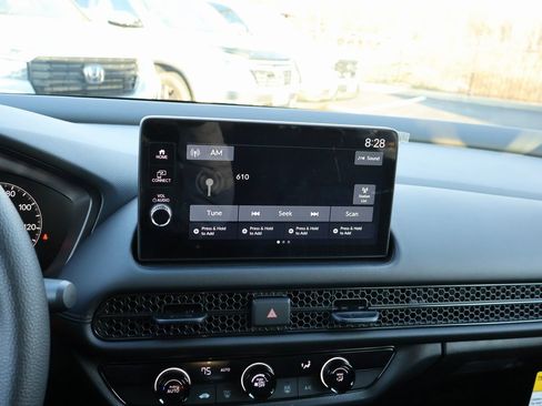 New 2026 Honda HR-V LX image 19