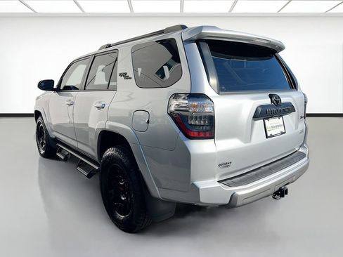 Used 2023 Toyota 4Runner TRD Off-Road Premium image 4