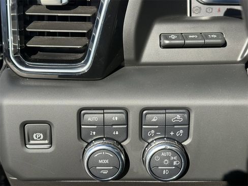 Certified 2025 GMC Sierra 1500 Denali Ultimate image 19