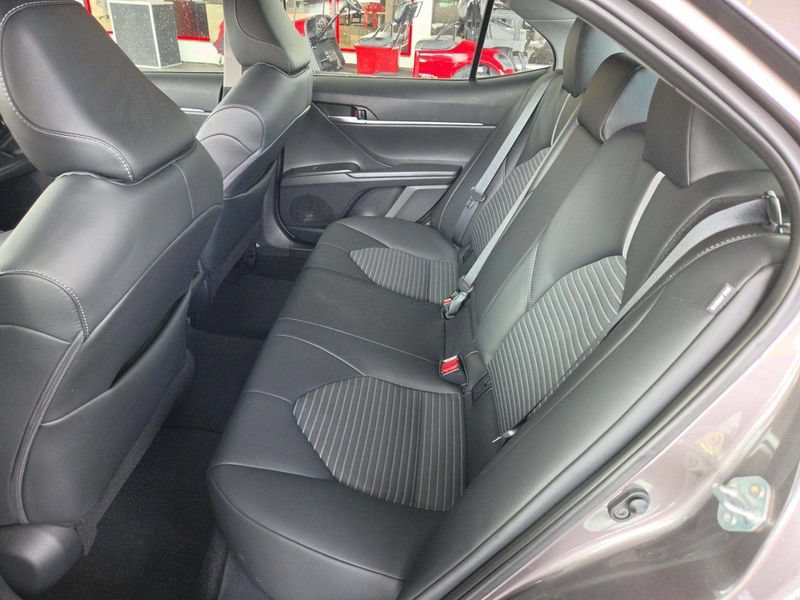 Used 2024 Toyota Camry SE w/ Blackout Package (TMS) FWD image 11