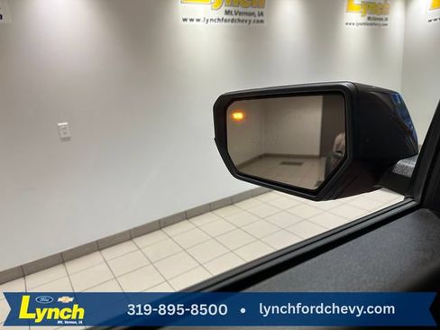 Used 2025 Chevrolet Colorado Trail Boss AWD/4WD image 14