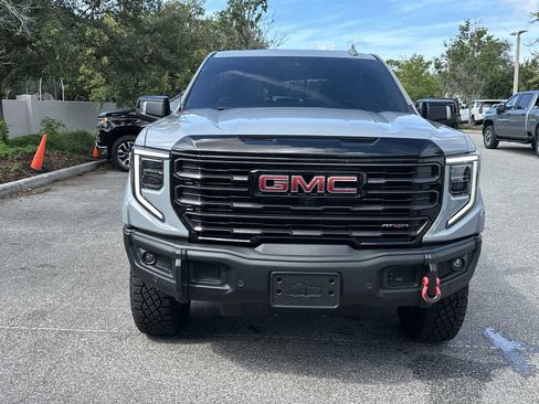 Used 2025 GMC Sierra 1500 AT4X AWD/4WD image 9