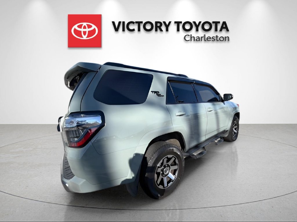 Used 2023 Toyota 4Runner TRD Off-Road Premium w/ Off Road Premium Plus Package AWD/4WD image 5