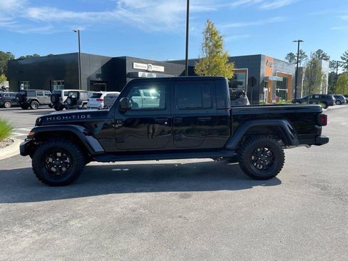 New 2025 Jeep Gladiator High Tide image 38