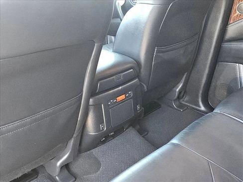 Used 2019 Nissan Armada SL w/ Premium Package image 18