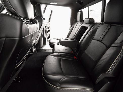 Used 2019 RAM 2500 Limited image 17