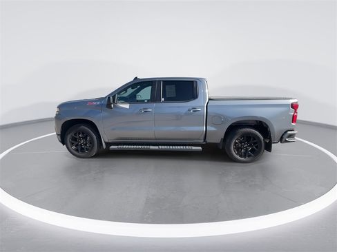 Used 2022 Chevrolet Silverado 1500 RST w/ LPO, Blackout Package image 5