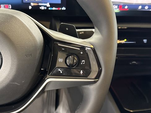 Certified 2025 BMW 530i 530i image 23