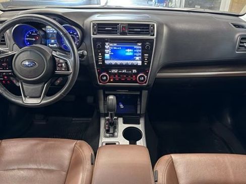 Used 2018 Subaru Outback 3.6R Touring w/ Popular Package #3 image 31