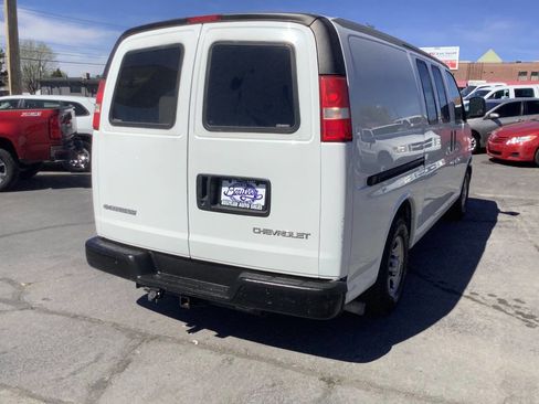 Used 2003 Chevrolet Express 1500 image 15
