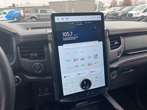 Used 2023 Ford Expedition Max Limited image 20