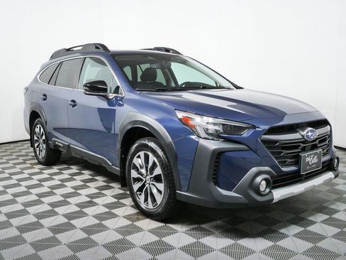 Used 2023 Subaru Outback Limited XT AWD/4WD image 7