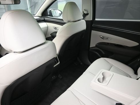 Used 2024 Hyundai Tucson Limited image 18