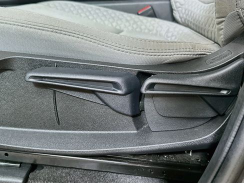Used 2023 Honda Pilot LX image 16