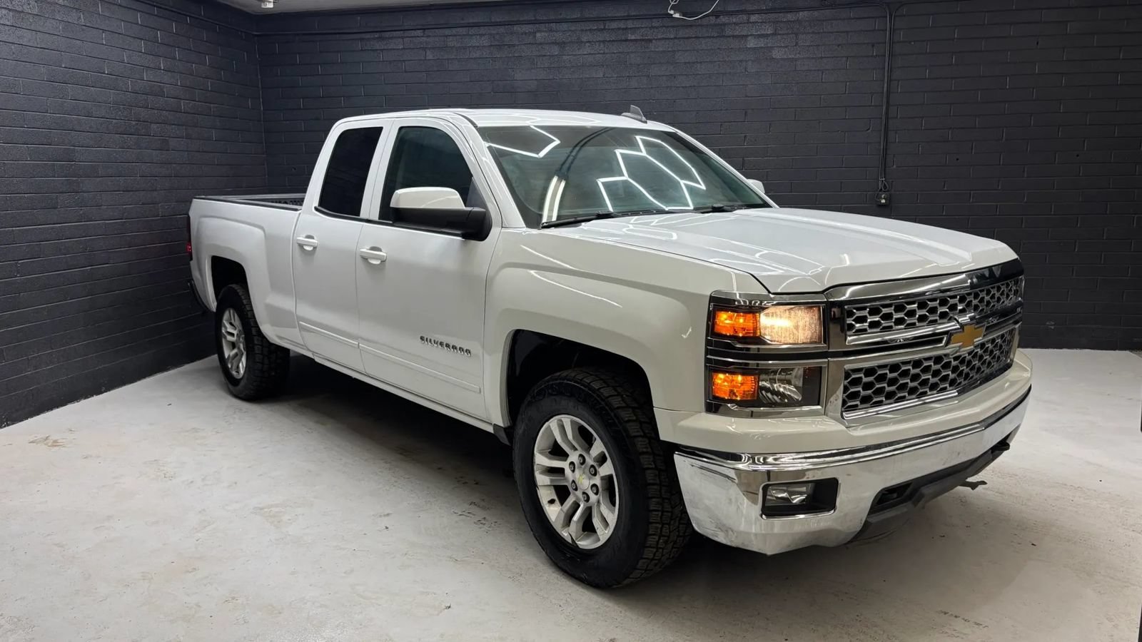 Used 2015 Chevrolet Silverado 1500 LT w/ All Star Edition AWD/4WD image 1