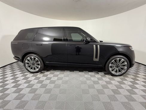New 2026 Land Rover Range Rover Long Wheelbase SE AWD/4WD image 8