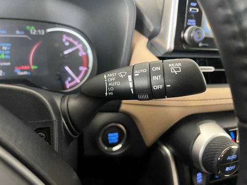 Used 2020 Toyota RAV4 Limited image 40