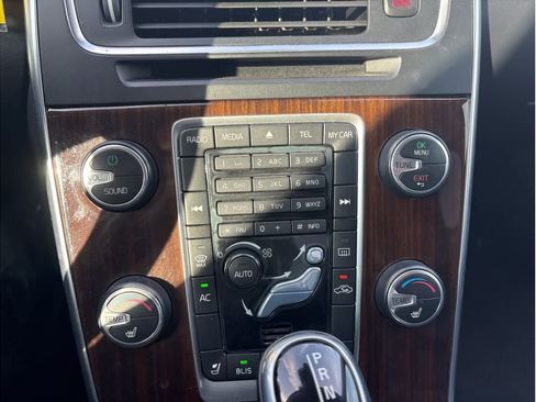 Used 2014 Volvo S60 T6 image 18