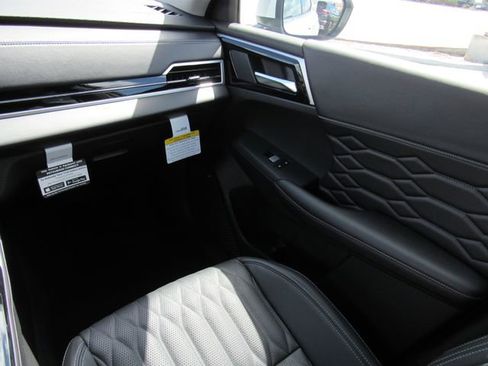 New 2026 Mitsubishi Outlander SEL FWD image 20