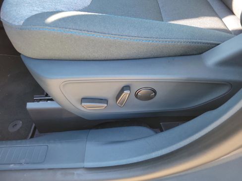 New 2026 Ford Maverick XLT w/ XLT Luxury Package image 8