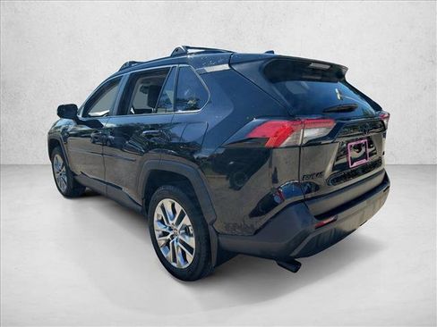 Used 2025 Toyota RAV4 XLE Premium image 7