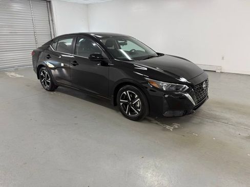 New 2025 Nissan Sentra SV w/ Trunk Package image 3