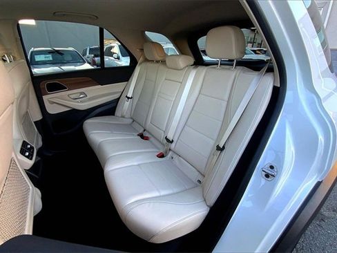Used 2025 Mercedes-Benz GLE 350 4MATIC image 17