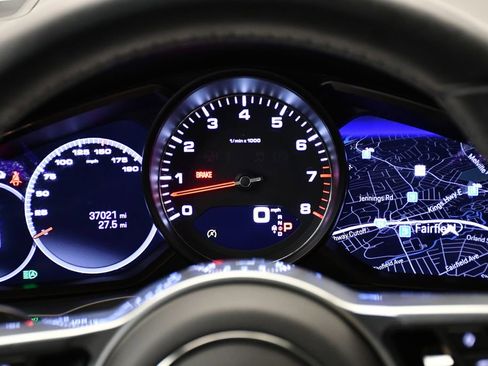 Used 2023 Porsche Cayenne S image 30