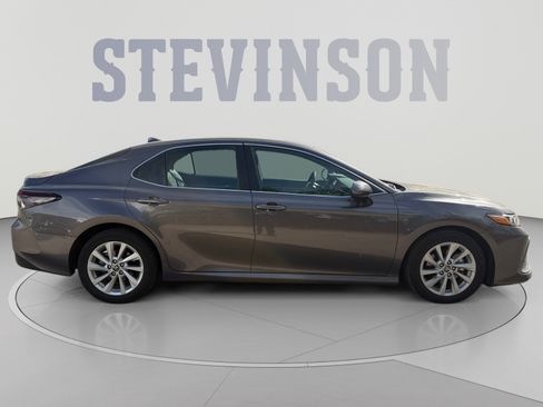 Used 2023 Toyota Camry LE FWD image 6