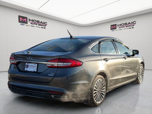 Used 2017 Ford Fusion SE w/ Fusion SE Technology Package image 29
