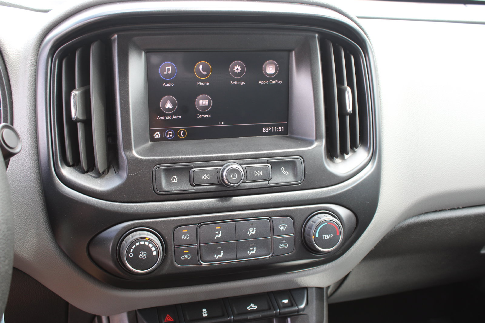 Used 2022 Chevrolet Colorado W/T AWD/4WD image 14