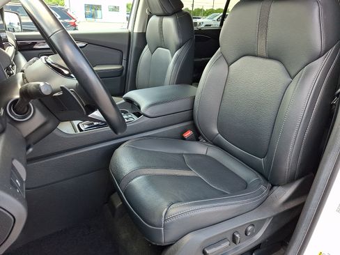 Used 2025 Honda Pilot EX-L image 15