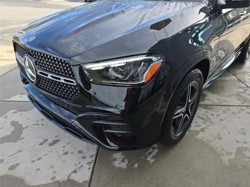 Used 2025 Mercedes-Benz GLE 350 4MATIC image 11