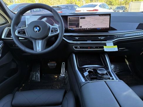 New 2026 BMW X6 xDrive40i w/ Climate Comfort Package image 17