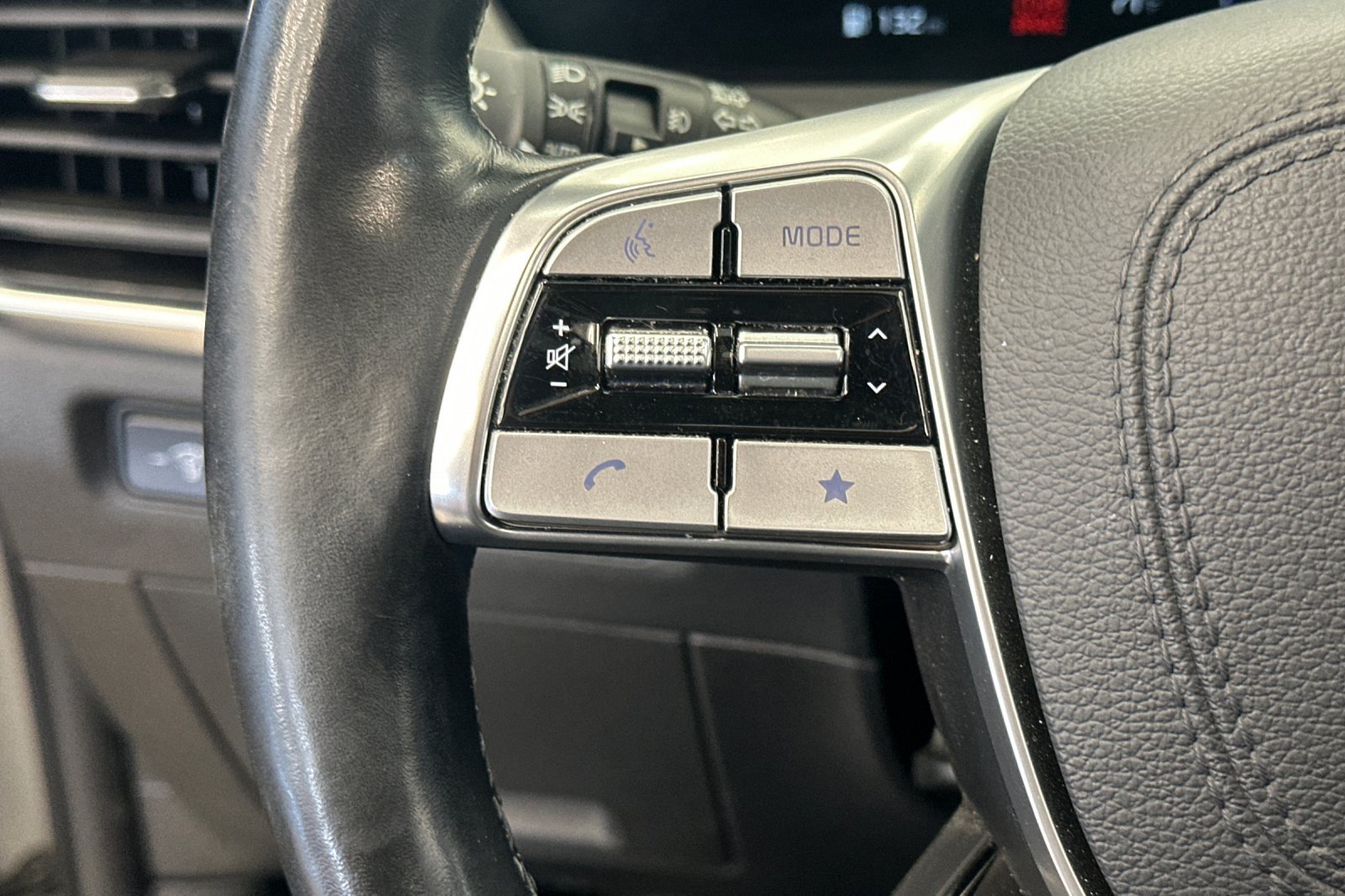 Certified 2024 Kia Telluride SX X-Pro AWD/4WD image 28