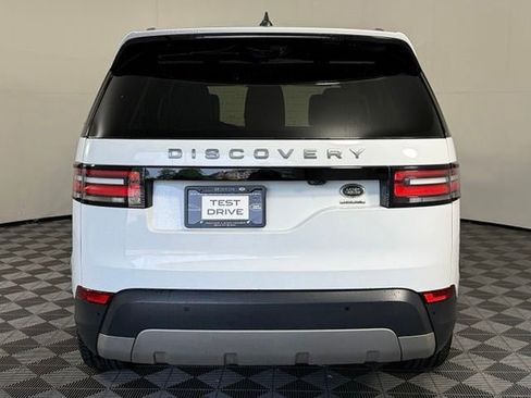 Used 2018 Land Rover Discovery HSE AWD/4WD image 7