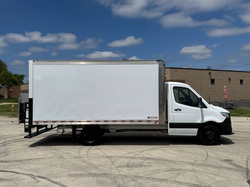 Used 2019 Mercedes-Benz Sprinter 170 w/ Chrome Grille Package image 7