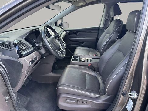 Used 2023 Honda Odyssey Elite image 11