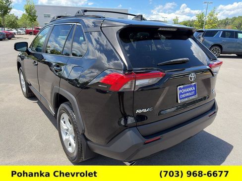 Used 2020 Toyota RAV4 XLE w/ Convenience Package AWD/4WD image 5